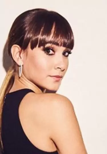 Aitana.