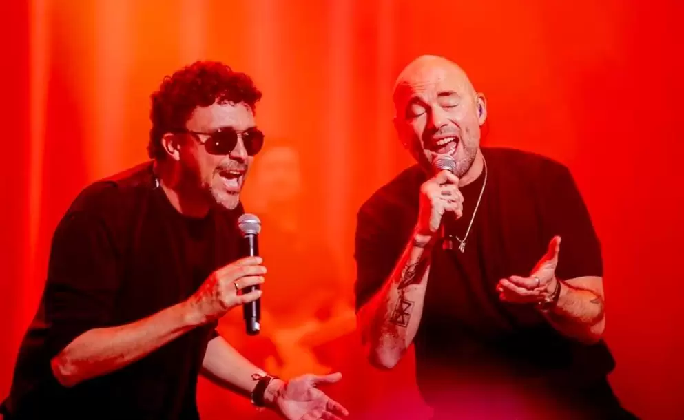 Andrs Cepeda y Santiago Cruz hicieron homenaje a Julio Jaramillo en su concierto en Samborondn