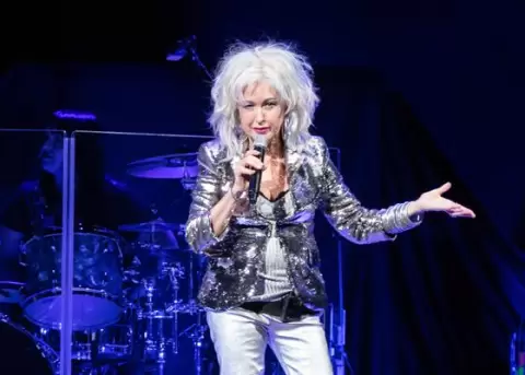 Cyndi Lauper anuncia su gira de despedida, Girls Just Wanna Have Fun Farewell Tour