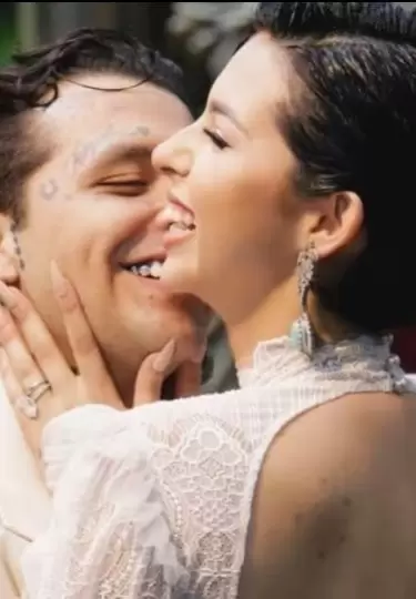 Ángela Aguilar y Christian Nodal.