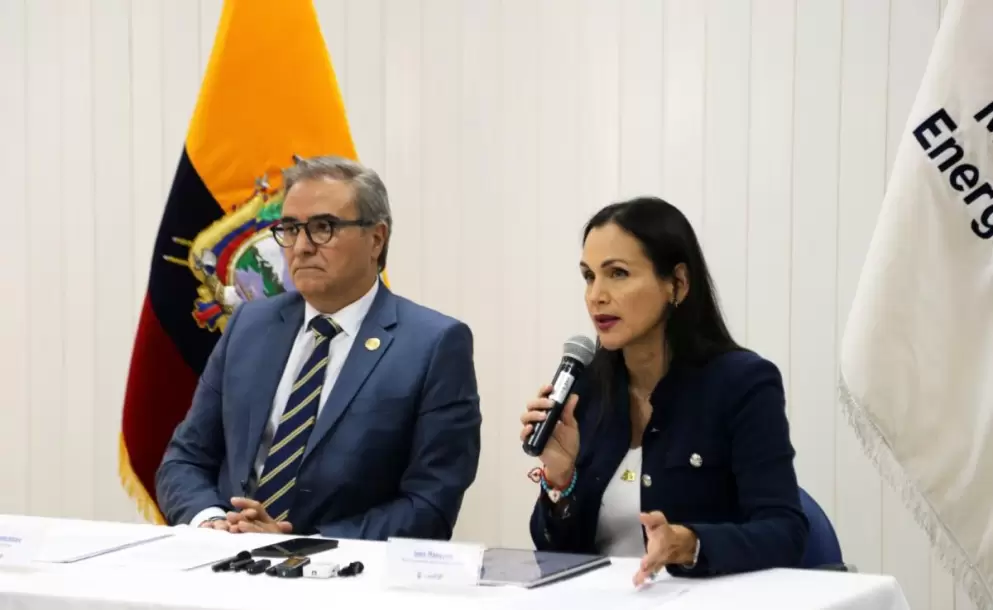 Gobierno anuncia niveles "crticos" en el embalse de Mazar, y no fija fecha para el fin de los apagones