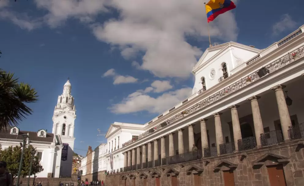 El reto de los presidenciables es diferenciarse ante una agenda de necesidades conjuntas, explica politóloga