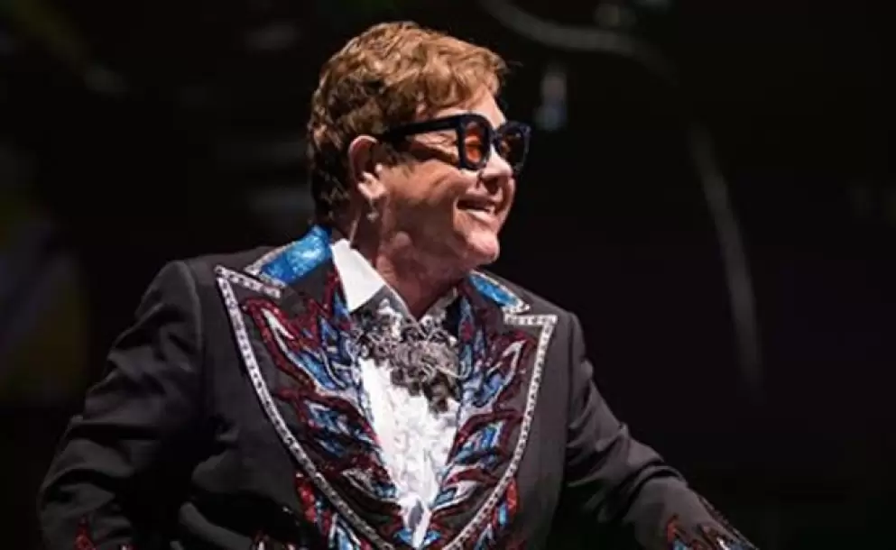 Elton John insultó a Elon Musk y reiteró su apoyo a la comunidad LGBTQ+
