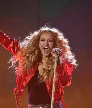 Paulina Rubio.
