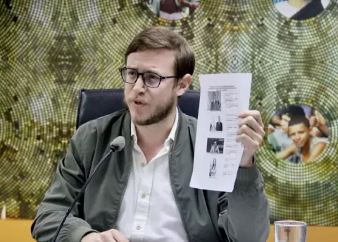 Abogado del consejero Verduga recomienda que permanezca fuera del pas, si no existen garantas en el proceso