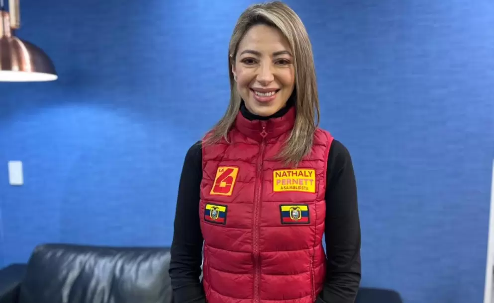 Nathaly Pernett plantea trabajar por los derechos laborales y de género desde la Asamblea Nacional