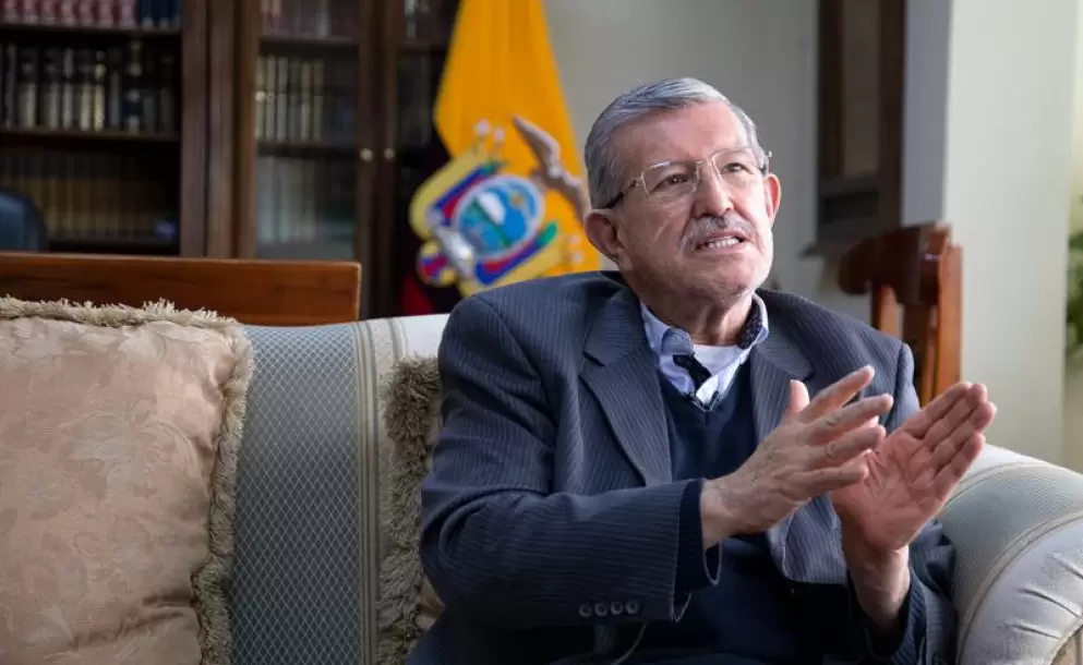 El CPCCS ha sido la institucin ms vilipendiada; debe estar lejos de vinculaciones polticas, dice Oscar Ayerve