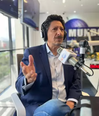 Caricaturizando la realidad nacional.