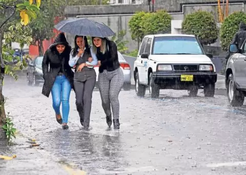 Ecuador soportar intensas lluvias hasta el 17 de marzo, advierte el Inamhi