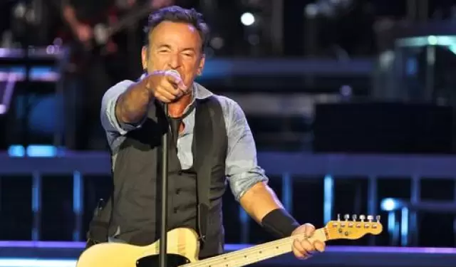 Bruce Springsteen.