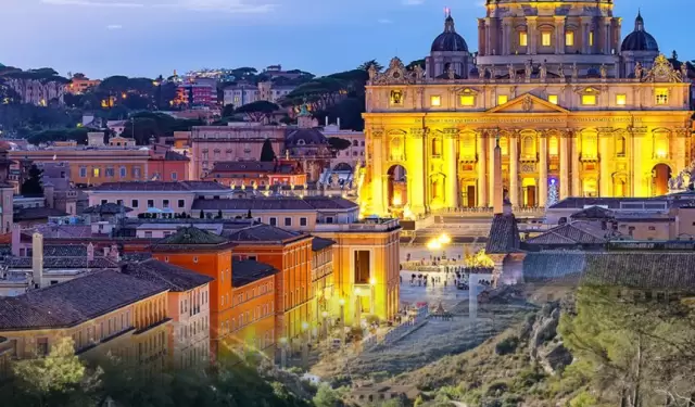 El Giro de Italia pasar por Ciudad del Vaticano.