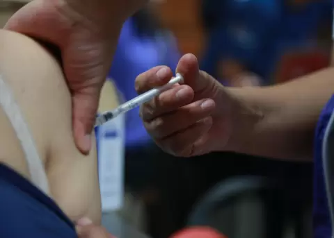 Tos ferina y fiebre amarilla, las enfermedades que, según el Ministerio de Salud, no representan un riesgo.
