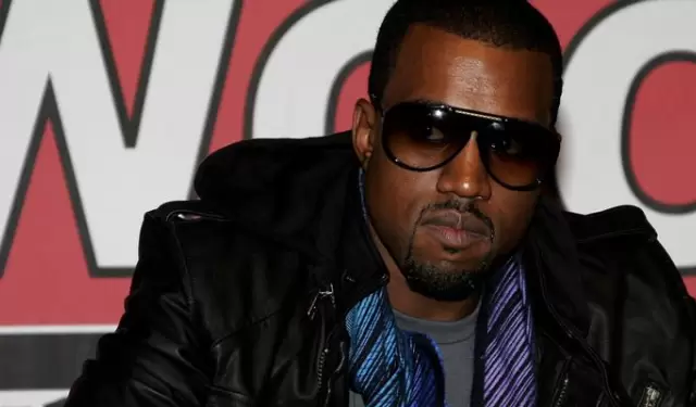Kanye West volvió a presumir a su esposa en redes.