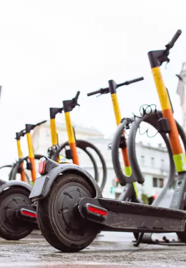 Regulación de motos y scooters eléctricos.