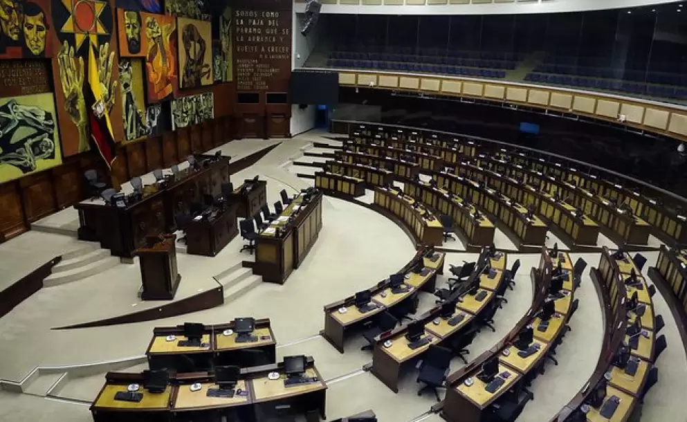Un grupo de juristas integrantes de Foro por La Democracia advierten de un clima de incertidumbre e inestabilidad ante la propuesta del Gobierno