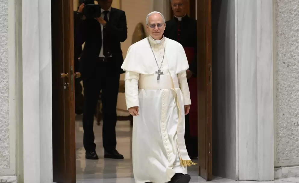 El papa Len XIV pide a los periodistas: Desarmemos las palabras y ayudaremos a desarmar la Tierra
