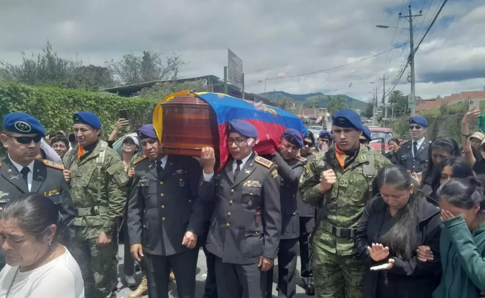 La corrupcin debe combatirse desde el Estado para frenar la espiral de violencia, dice excomandante del Ejrcito