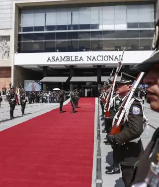 Ceremonia de Relevo de Guardia de la Escolta Legislativa.