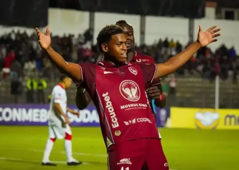 Mushuc Runa sorprende en su debut internacional.