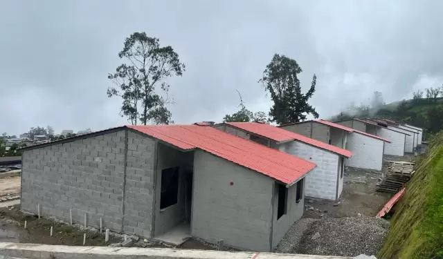 Ecuador enfrenta déficit crítico de vivienda; Gobierno ejecuta plan de recuperación