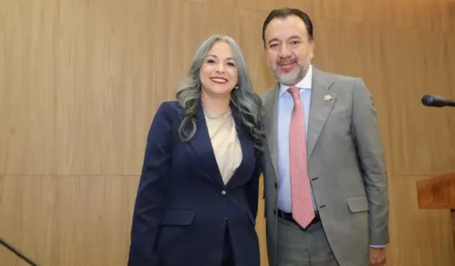Con 15 votos a favor y 7 en contra, la concejala de la Revolución  Ciudadana, Fernanda Racines fue reelegida como vicealcaldesa de Quito.