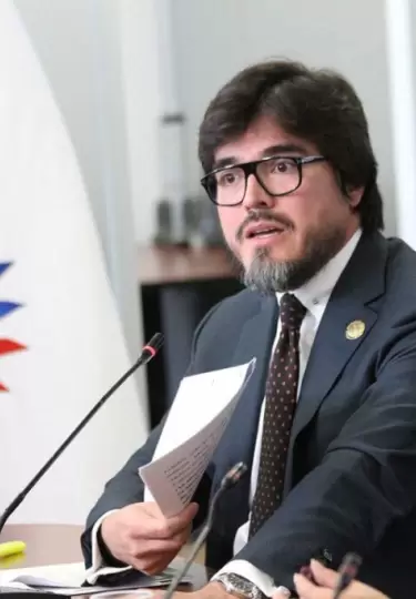La Constituyente del Gobierno se mantendr "en pausa", ante la mayora legislativa.