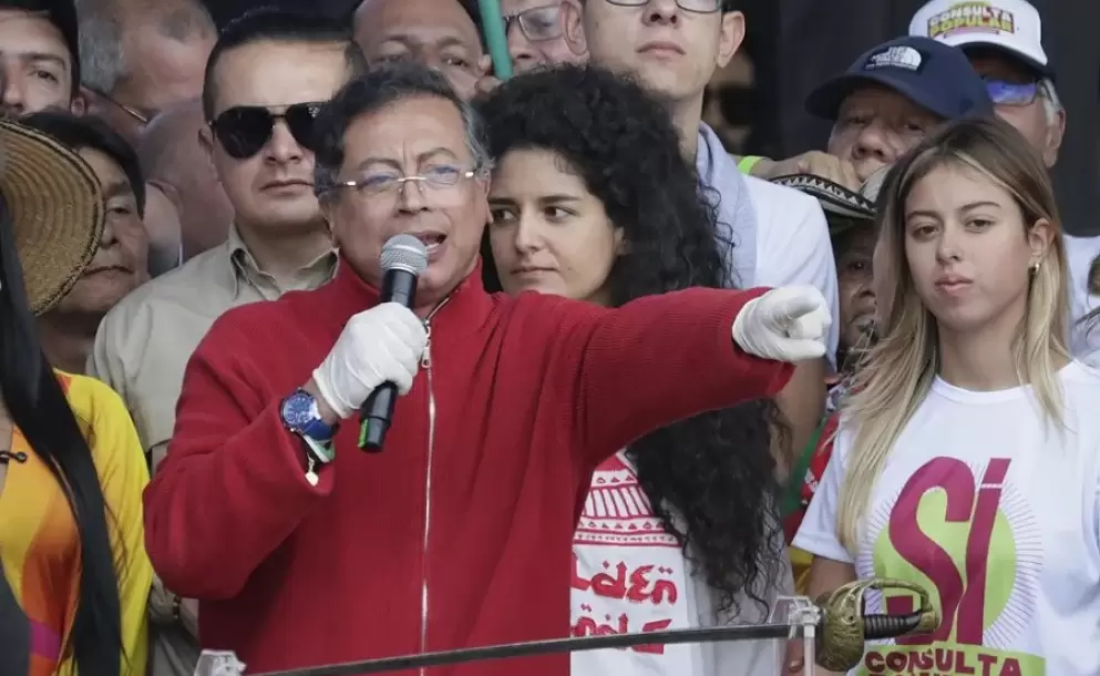 Petro volverá a presentar al Senado la consulta popular con una pregunta adicional