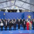 Europa emplaza a Putin a sentarse a negociar con Ucrania y amenaza con ms sanciones