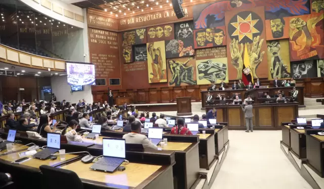 La Constituyente del Gobierno se mantiene en "compás de espera", según el Ministro De La Gasca.