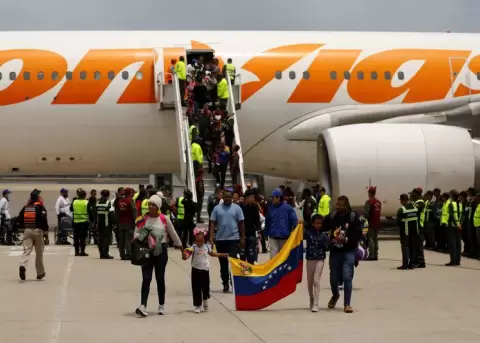 Cientos de migrantes indocumentados han sido deportados desde EE.UU.