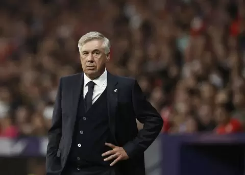 Ancelotti deja el Real Madrid para dirigir a la selección brasileña.