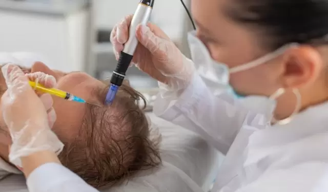 Hay varios tratamientos para tratar la caída del cabello.