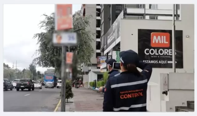 Afiches electorales en el centro-norte de Quito.