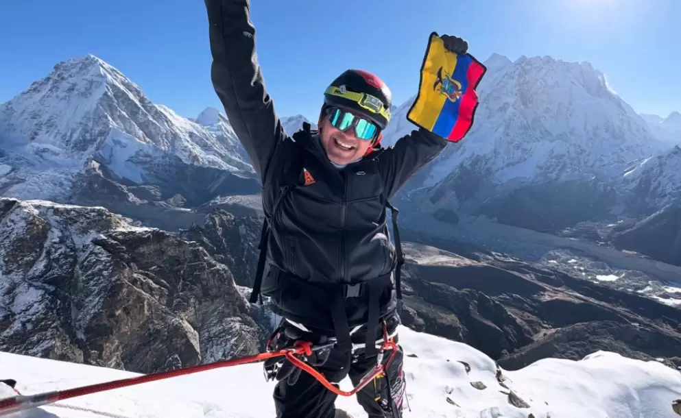 Alberto Astudillo, "Everest con A".