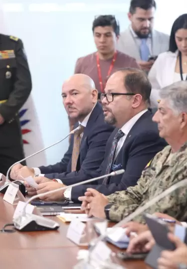 Los ministros de Defensa e Interior expusieron en la Asamblea Nacional un plan estratégico para desmantelar las estructuras criminales