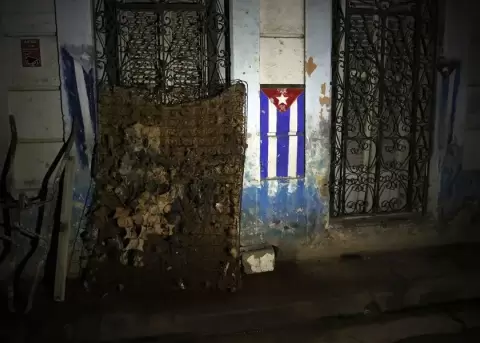 La crisis energética provoca apagones simultáneos en más de la mitad de Cuba