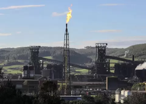 La facturación de la industria española aumentó un 6,7 % en marzo, según datos del INE