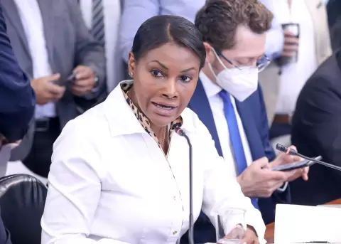 Diana Salazar durante una comparecencia en la Comisión de Participación Ciudadana de la Asamblea Nacional, en 2022.