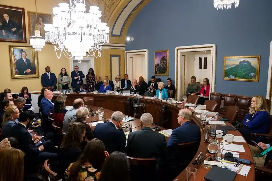 La Cmara de Representantes de EE.UU. aprueba el plan fiscal de Trump y lo enva al Senado