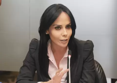 Marcela Holguín asume la Gerencia de Medios Públicos