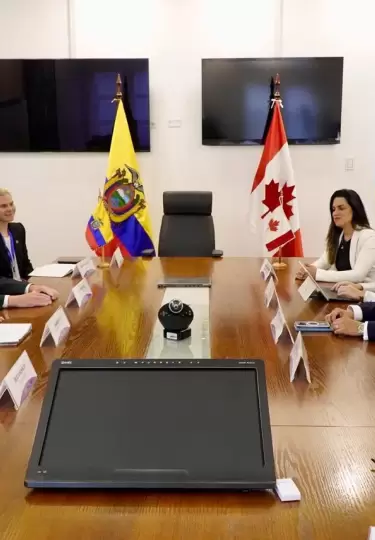 El Gobierno se encamina en fortalecer sus relaciones comerciales con Canadá.