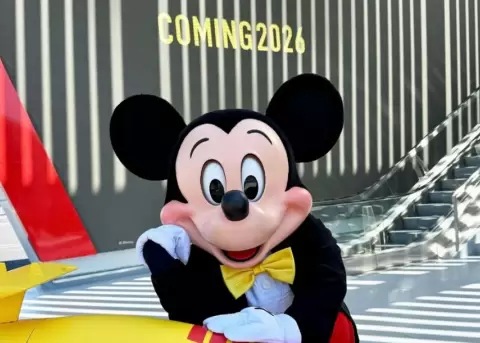 Mickey Mouse y sus amigos estarán en el universo automovilístico.