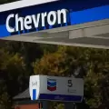 EE.UU. concederá a Chevron una licencia de operación mínima en Venezuela, según fuentes
