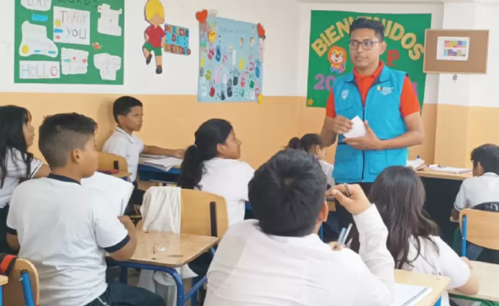El Ministerio de Educacin activ protocolos de evacuacin y estableci clases virtuales en 51 instituciones cercanas al lugar del suceso.