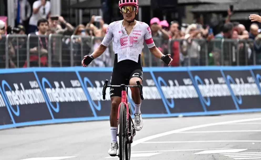 Richard Carapaz es uno de los favoritos en ganar el Giro de Italia.