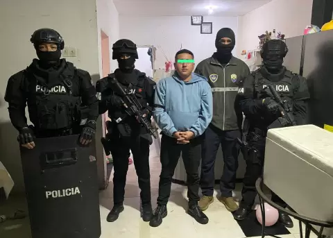 13 personas fueron detenidas por el envío de droga a España.