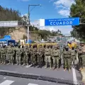 Ecuador  refuerza seguridad en la frontera tras emboscada a militares