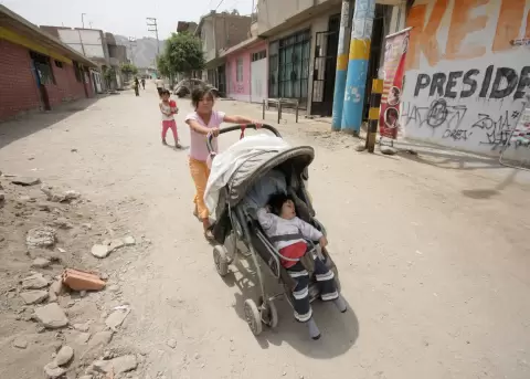 La pobreza y falta de oportunidades son problemas estructurales de los que las bandas delictivas se aprovechan.