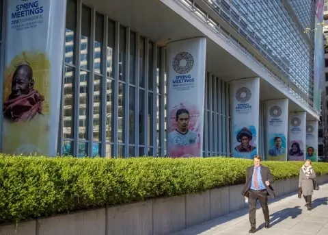 Am�rica Latina crecer� un 2,3 % en 2025, con M�xico en el centro de las tensiones