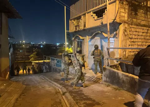 M�s de 500 efectivos del Bloque de Seguridad se desplegaron en el distrito Pascuales, en Guayaquil, desde la madrugada de este 11 de junio de 2025.